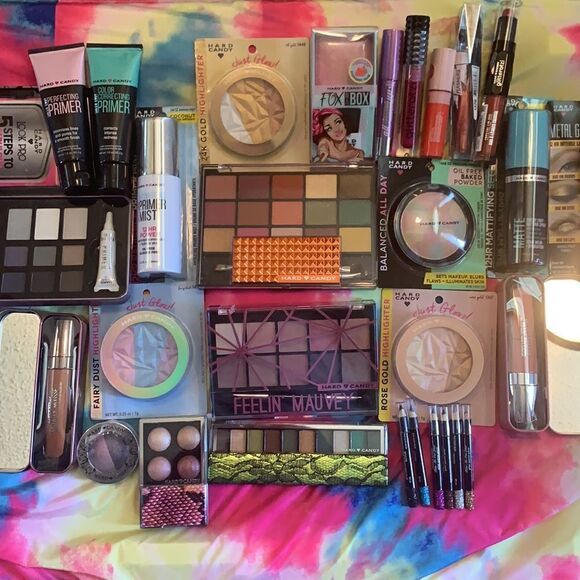 30 Piece Make Up Set - Picture 1 of 17